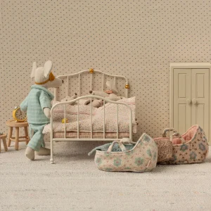 *Maileg Vintage Bed, Mouse - Off-White
