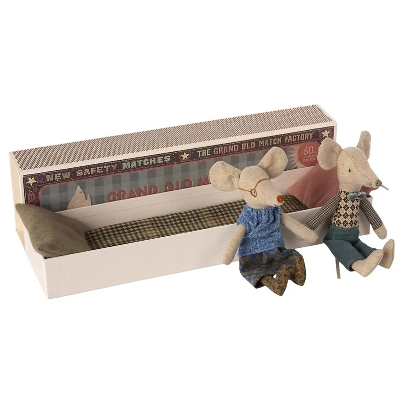 *Maileg Grandma & Grandpa Mice in Matchbox