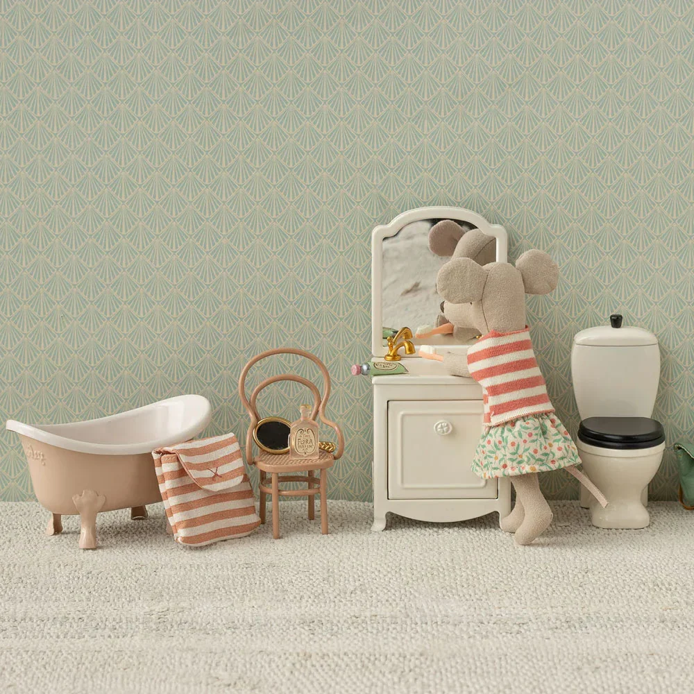 *Maileg Toothbrush Set in Bag for Mouse - Coral Stripe - Image 3