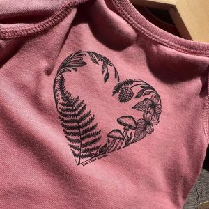 West Coast Karma Baby Onesie - Mauve Heart Creation - 0-6m
